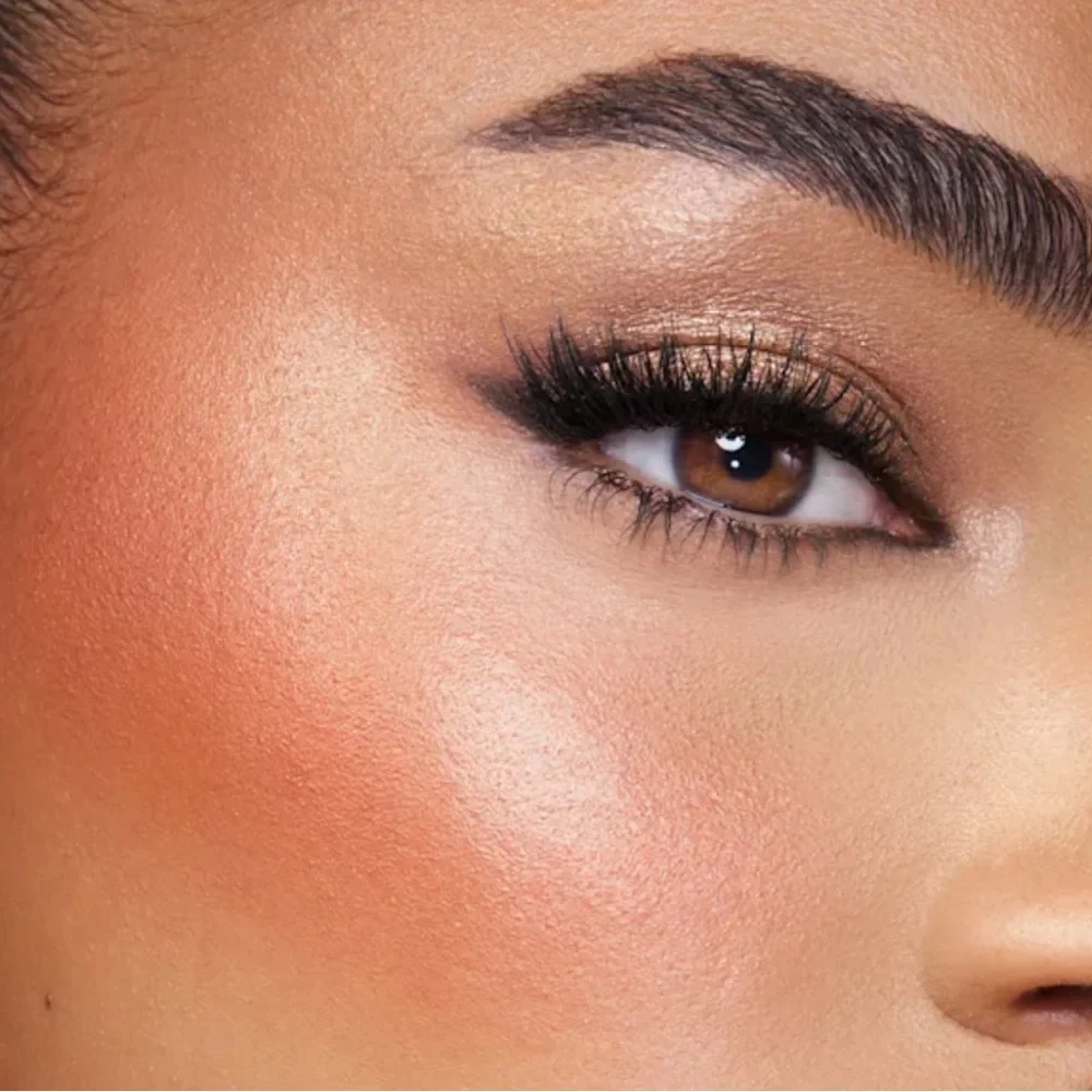 🌸 CHARLOTTE TILBURY Mini Hollywood Blush & Glow Palette - Tan-Deep